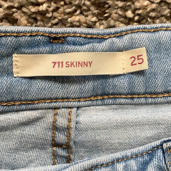 Levi’s 711 skinny jeans size 25x30 - Picture 4 of 7